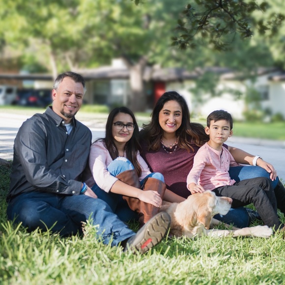 Hello! My name is Karen and I’m glad you’re here! - Picture 3 of 4